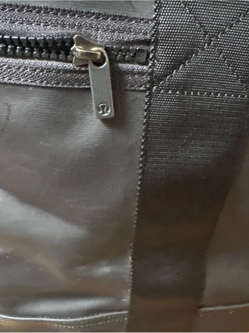 lululemon athletica sleek black